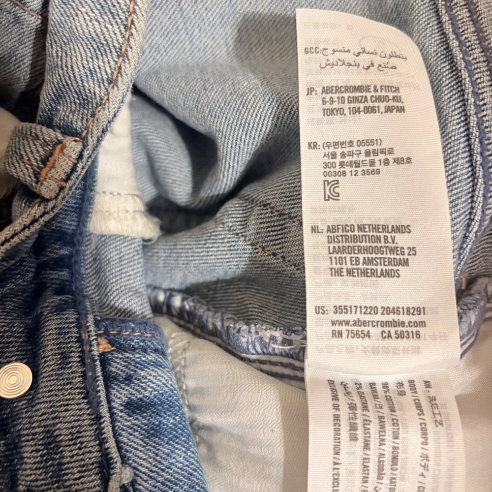 Hollister High-Rise Extreme Baggy Distressed Light Wash Jeans W26 L32 - Picture 8 of 16
